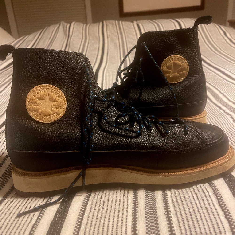 Mens Coverse Doc Martin style Chuck Tailor boots.